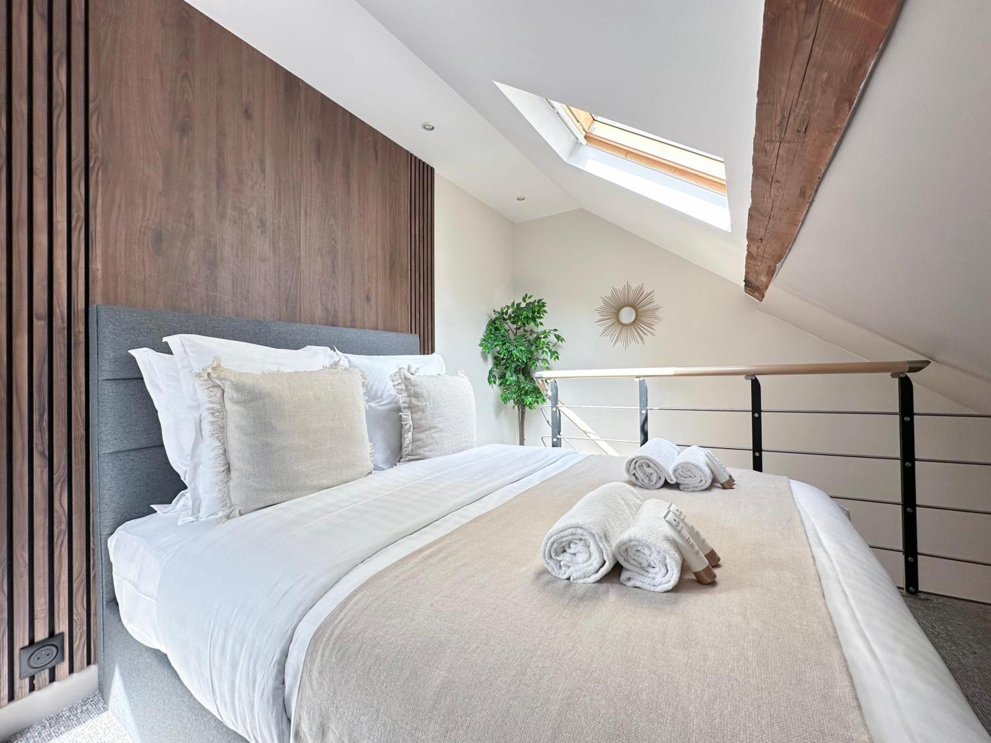 Stylish & Chic Duplex Near Eiffel Tower Apartman Párizs Kültér fotó